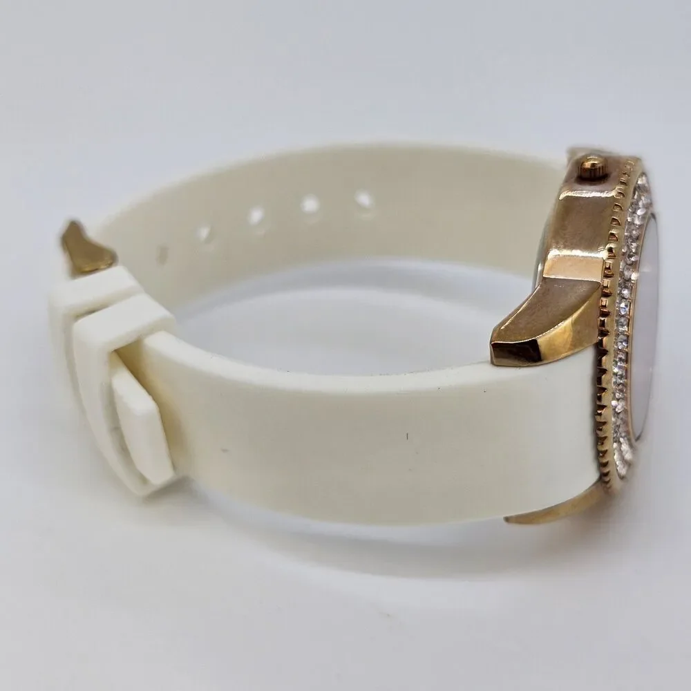 Women's Watch 39MM Gold Dial Case Crystal Bezel White Plastic Bands New‎ Battery